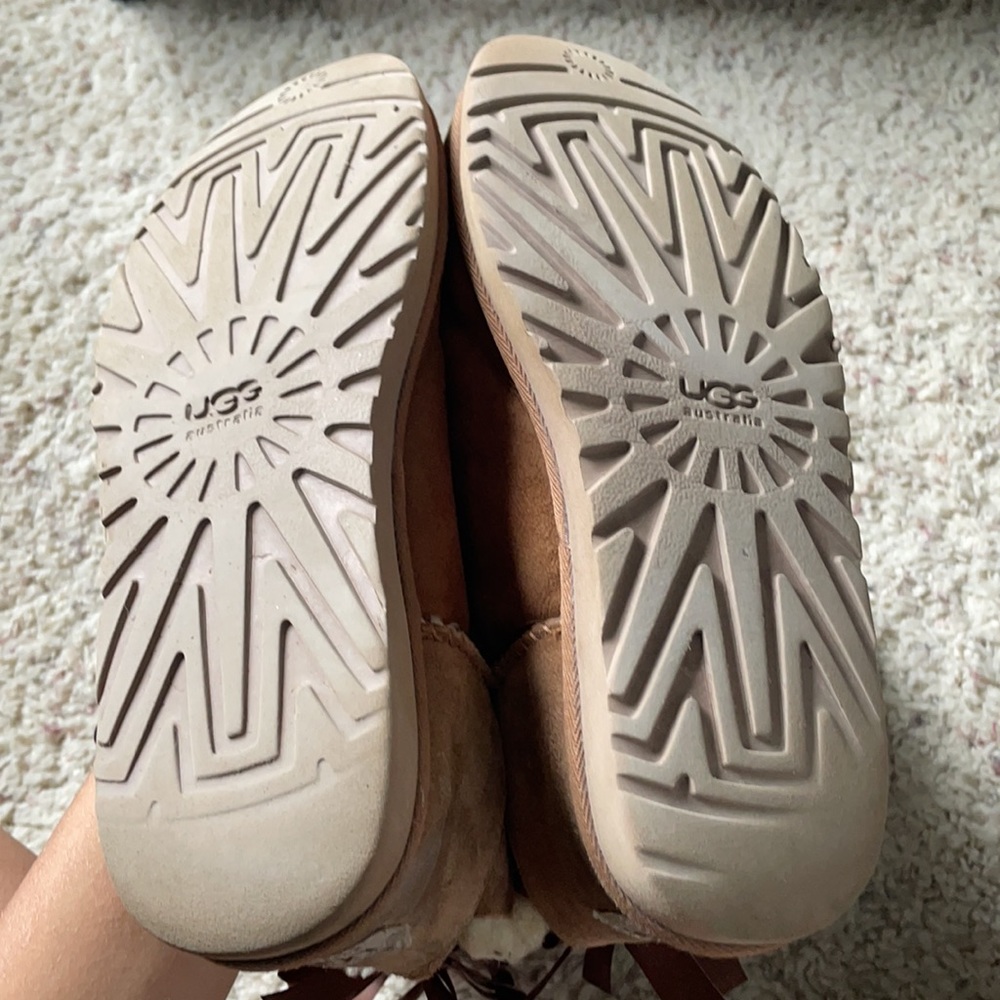 Ugg tall bow boots - Picture 6 of 7